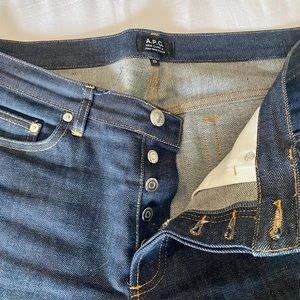 A.P.C. New Standard size 33